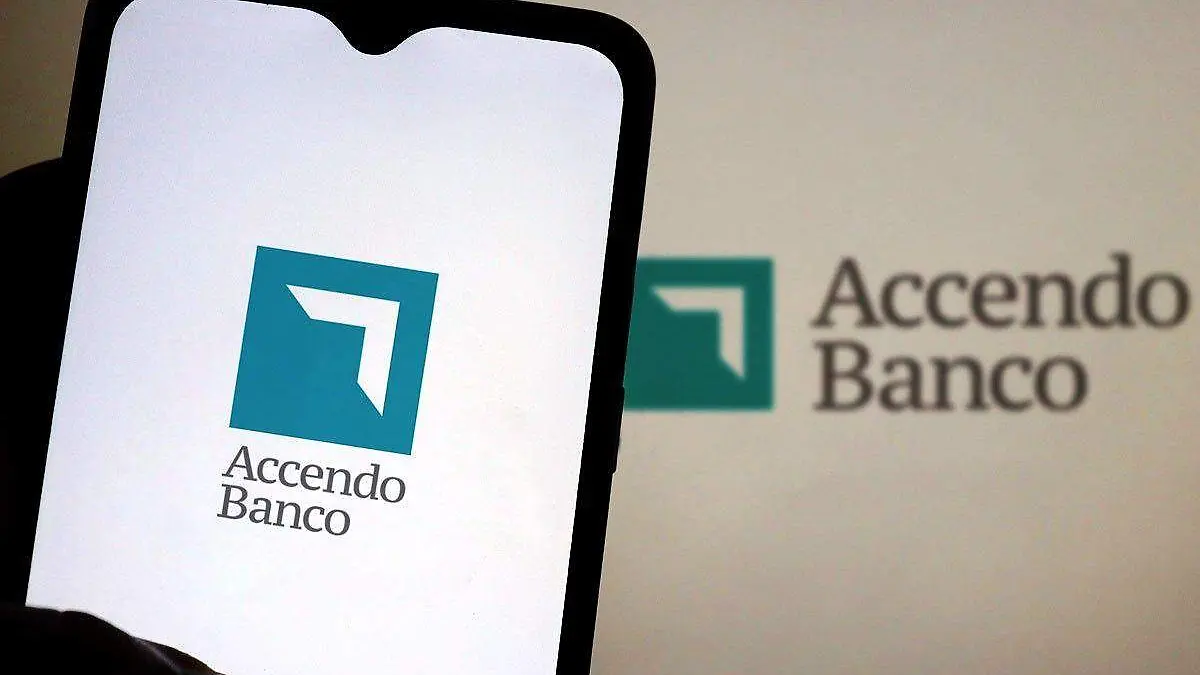 UIF bloquea cuentas de directivos de Banco Accendo